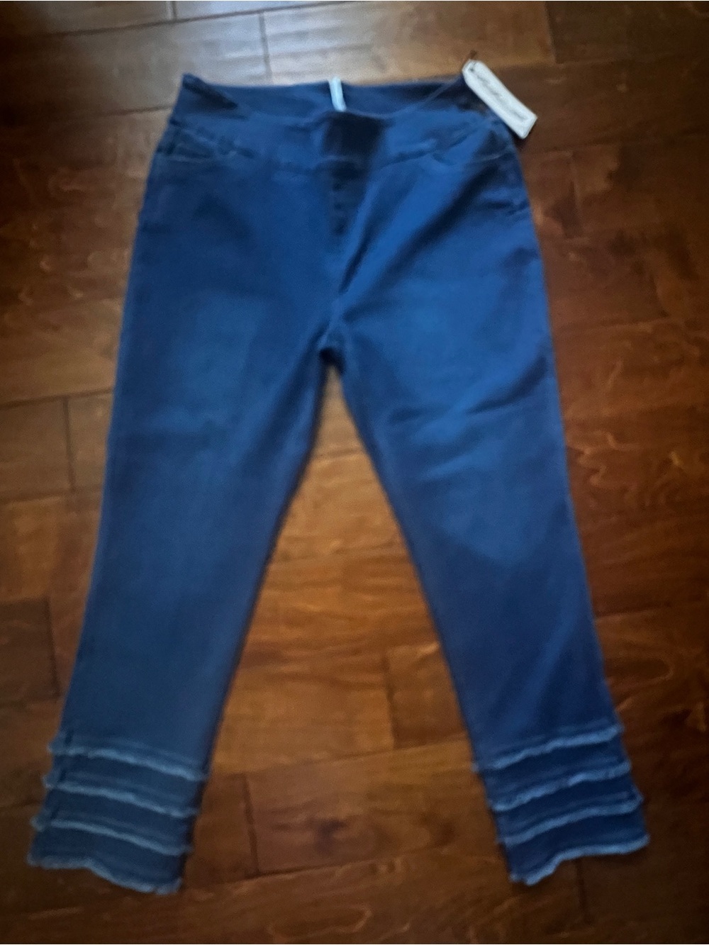 Lulu B Women's Blue Ruffle Hem Jeans NWT Size 16
